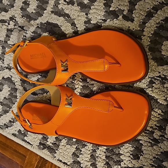 Michael Kors Leather Sandals Size 8 - Picture 1 of 4